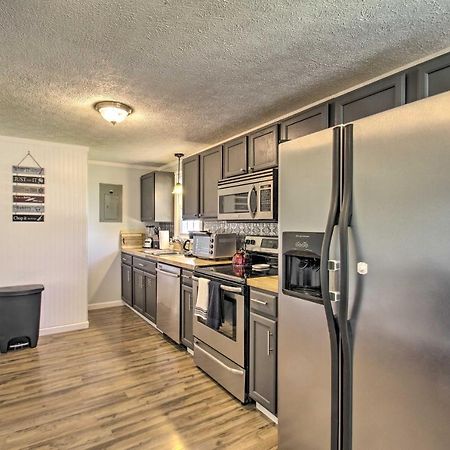Dog-Friendly Fayetteville Home With Hot Tub! Buitenkant foto